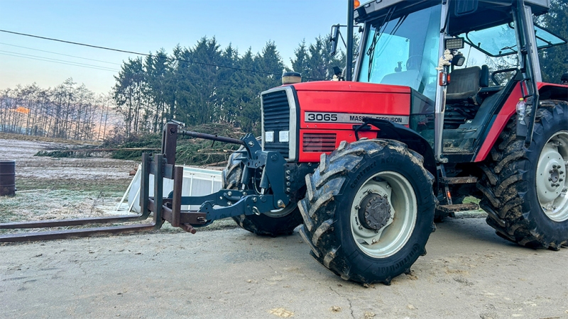 FRONTLYFT UNIVERSAL FÖR TRAKTOR CAT. 2 - 1500 KG
