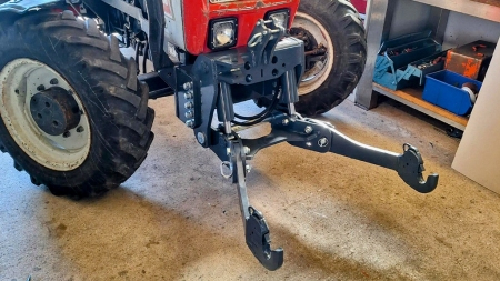 FRONTLYFT UNIVERSAL FÖR TRAKTOR CAT. 2 - 1500 KG