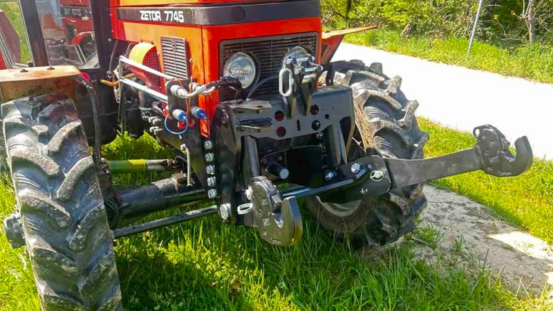 FRONTLYFT UNIVERSAL FÖR TRAKTOR CAT. 2 - 1500 KG